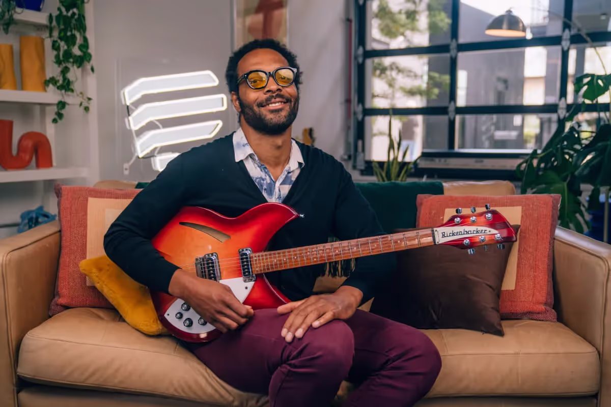 Funk Guitar Mastery: 5 Techniques for Irresistible Grooves